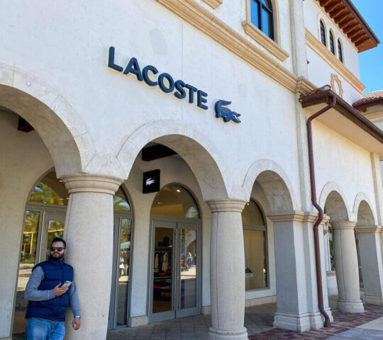 Lacoste Store